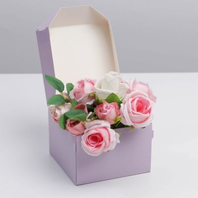 Иллюстрация Коробка для цветов без окна,  12 × 8 × 12 см, цвет лавандовый