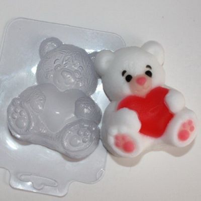 Иллюстрация Пластиковая форма для мыла "Медвежонок с сердцем"